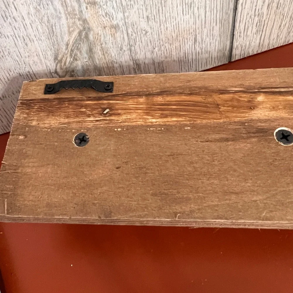 N/A rustic wooden